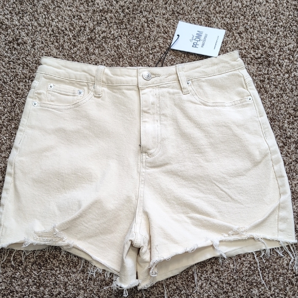 Princess Polly Denim Shorts Size 6 NEW